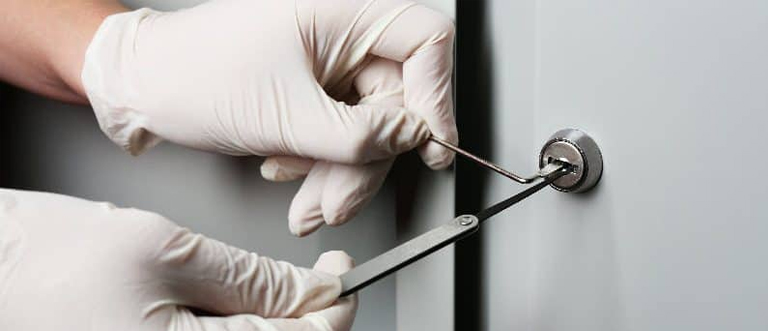 Commercial Emergency Locksmith Pedley